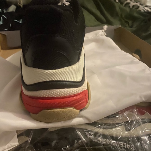 worn twice really nice I have the receipt “Authentic” - Picture 3 of 3